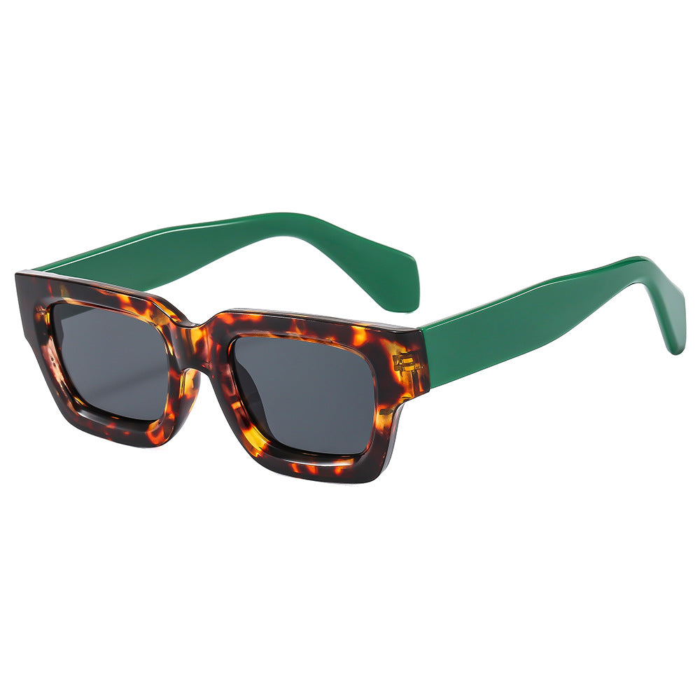 Gafas de sol de PC cuadrado de marco pequeño al por mayor